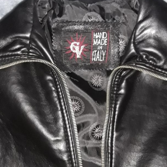 Vintage Versace Handmade in Italy Leather Jacket - Picture 2 of 2